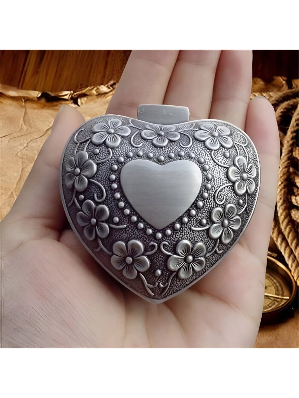 Classic Vintage Antique Heart Shape Box Ring Small Trinket Organizer, Silver
